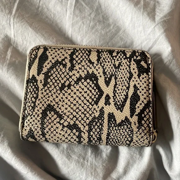 Rebecca Minkoff Snakeskin Accordion Wallet - Picture 2 of 3